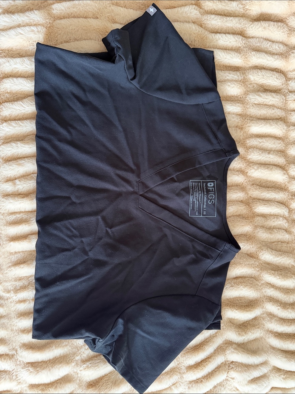 Figs 2 Pocket Scrub Top